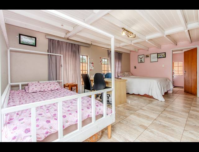 2 BEDROOM FREESTANDING FOR SALE IN FAIRLAND